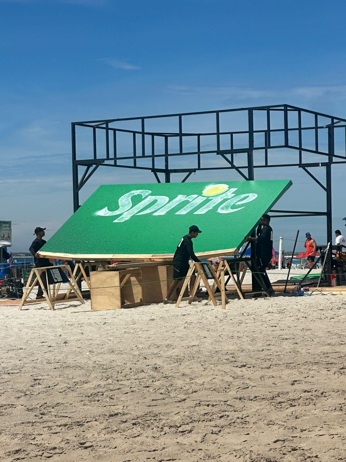 Equipe King Fire na praia